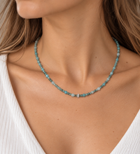 Charger l'image dans la galerie, Collier Amazonite et Emeraude
